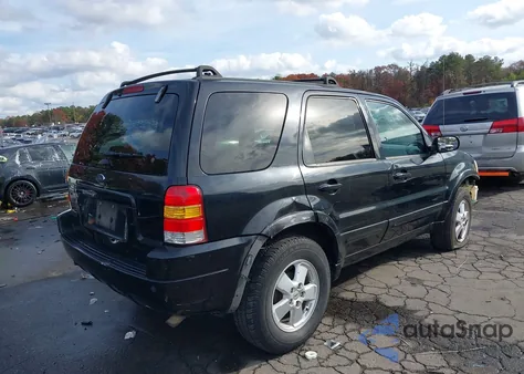 2004 Ford Escape Limited z USA, uszkodzony, nr VIN 1FMCU94194KA24943